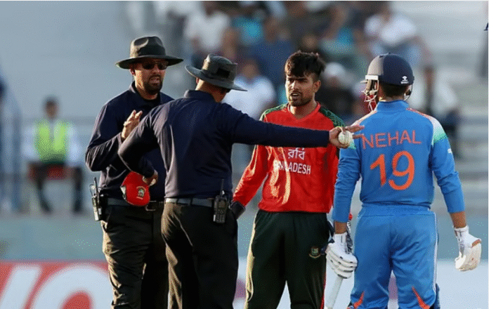 আমার মাথায় কী হয়েছিল জানি না, বললেন আকবর আমার মাথায় কী হয়েছিল জানি না, বললেন আকবর